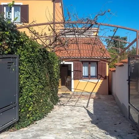 Apartman Ellen Banjole